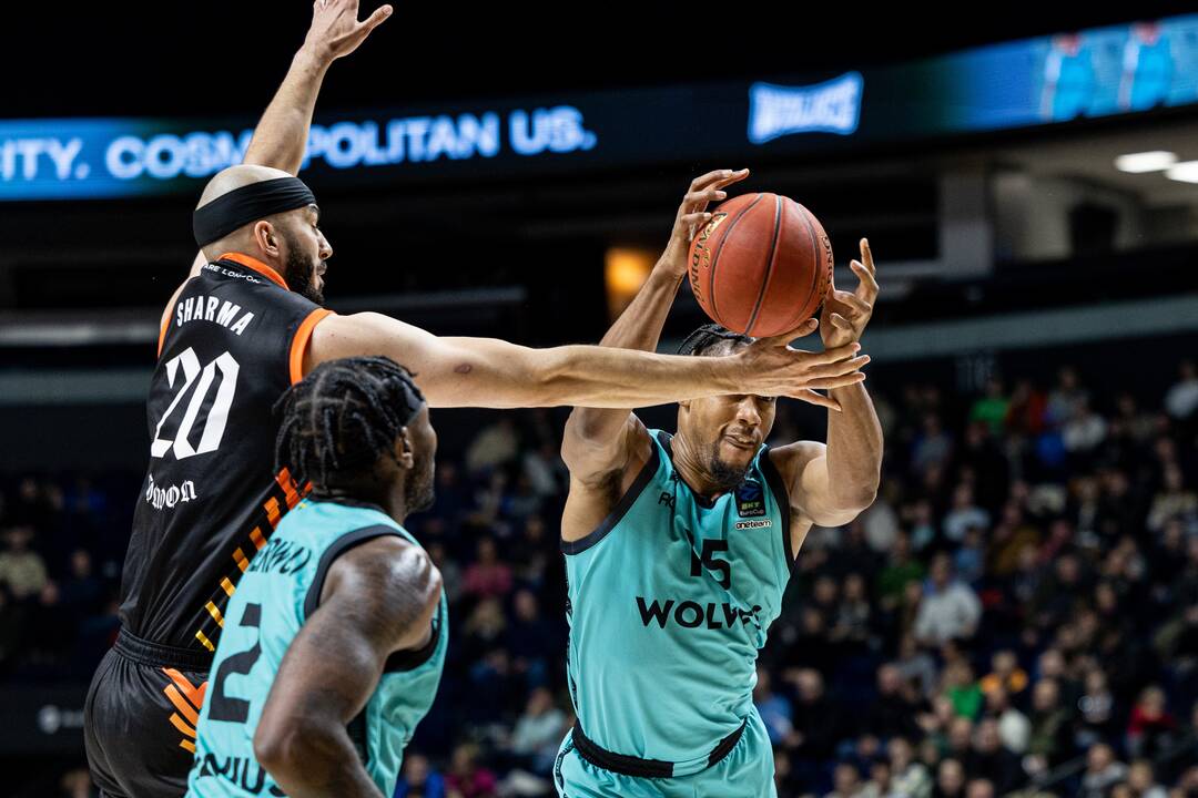 Europos taurė: Vilniaus „Wolves“ – Londono „Lions“ 87:101