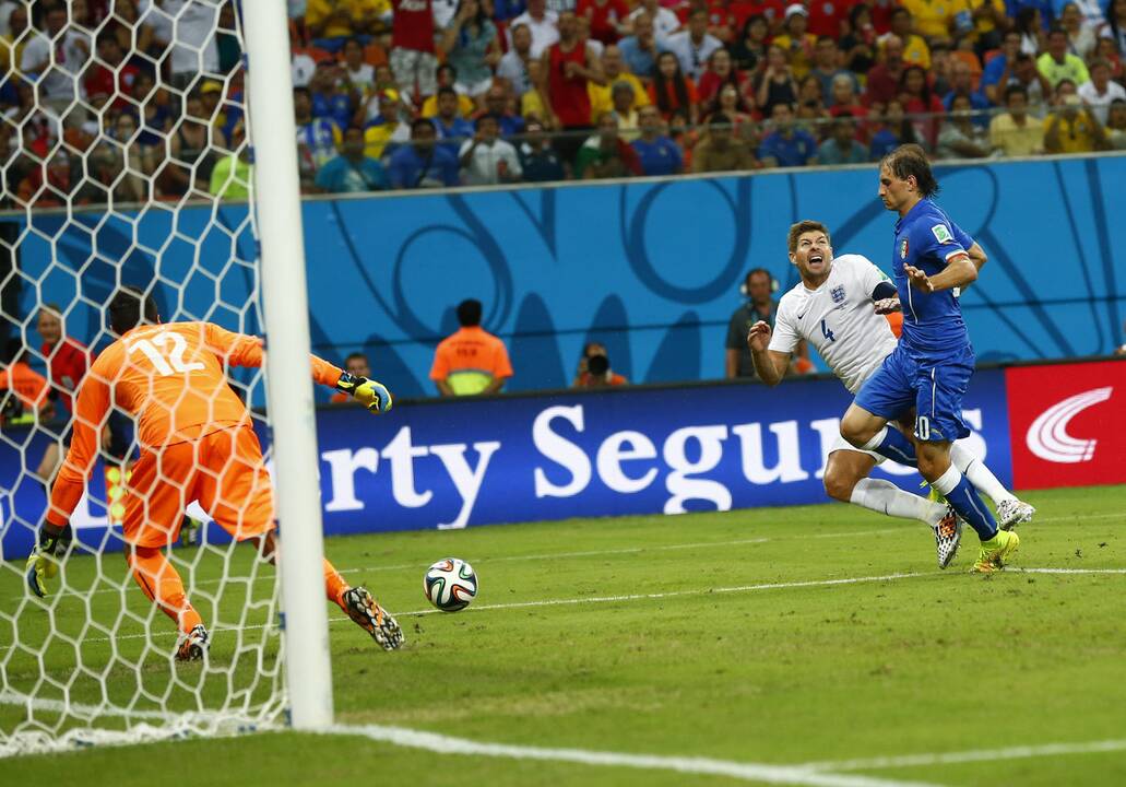 Pasaulio futbolo čempionatas: Italija - Anglija