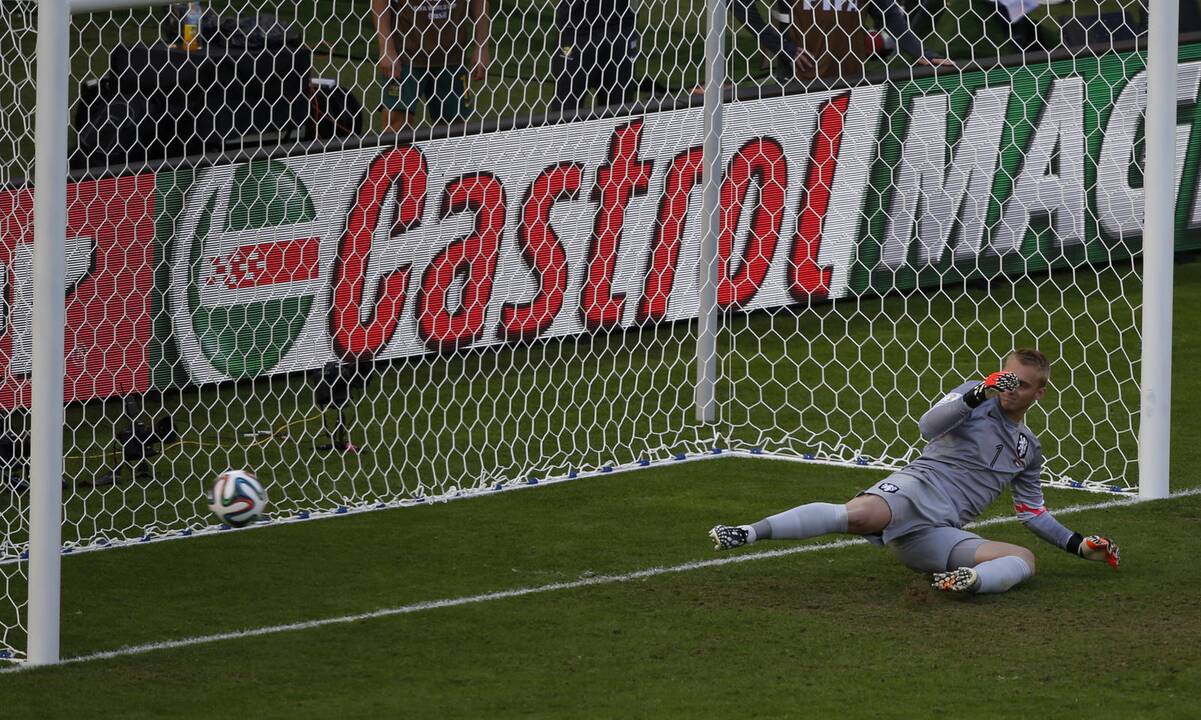 Pasaulio futbolo čempionatas: Olandija - Australija