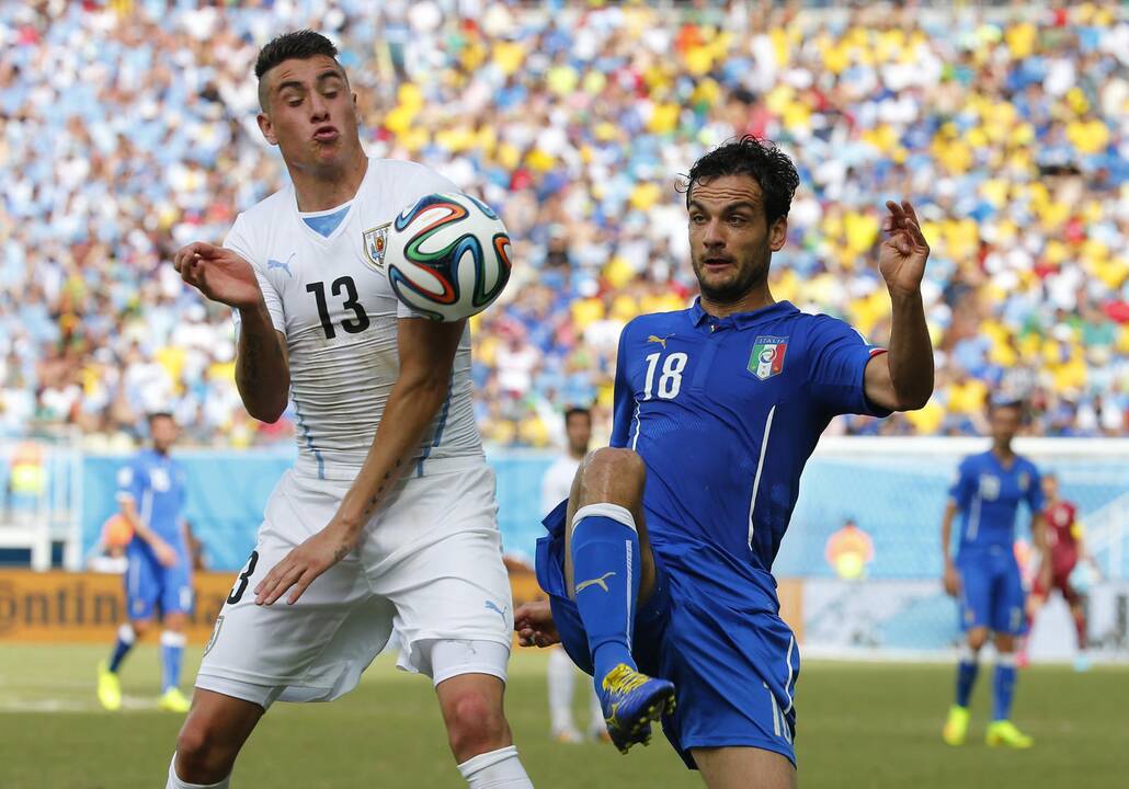 Pasaulio futbolo čempionatas: Italija - Urugvajus