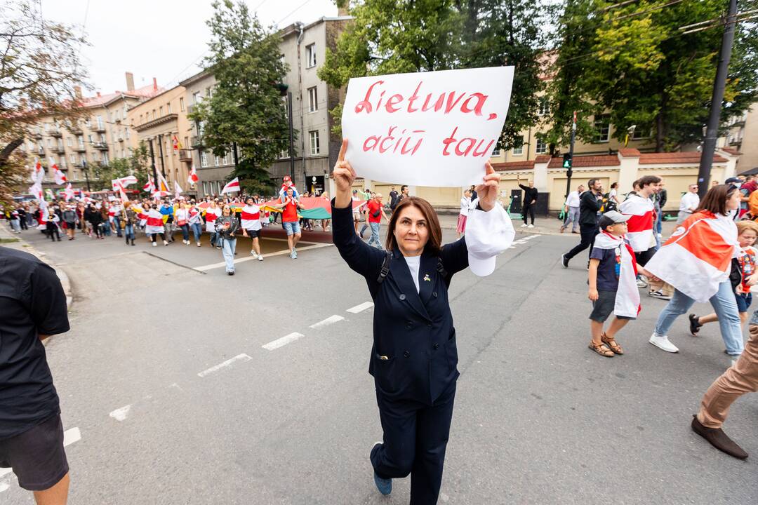 Baltarusių mitingas Katedros aikštėje