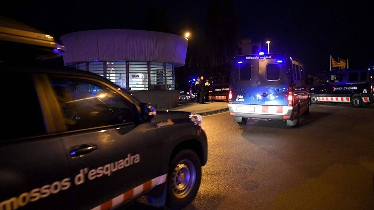 Prie Barselonos sudužus traukiniui žuvo vienas žmogus, 8 sužeisti