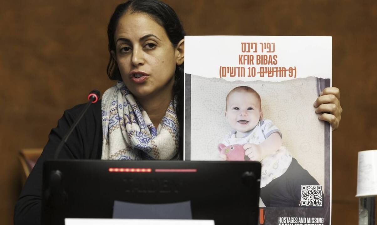 Izraelio kariuomenė teigia tirianti „Hamas“ pranešimą apie įkaitu paimto kūdikio mirtį