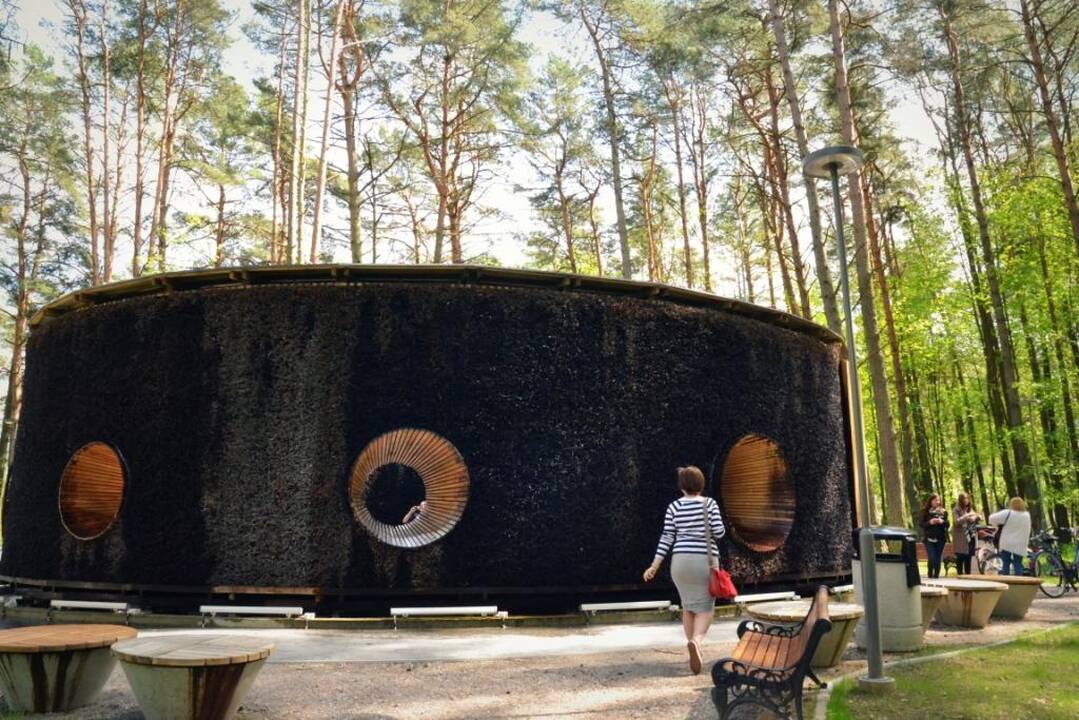 Birštone atidarytas mineralinio vandens garinimo bokštas