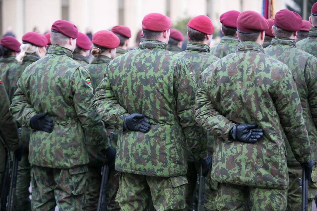 Kariuomenę pavedusi „Ekobana“ lieka nepatikimų tiekėjų sąraše