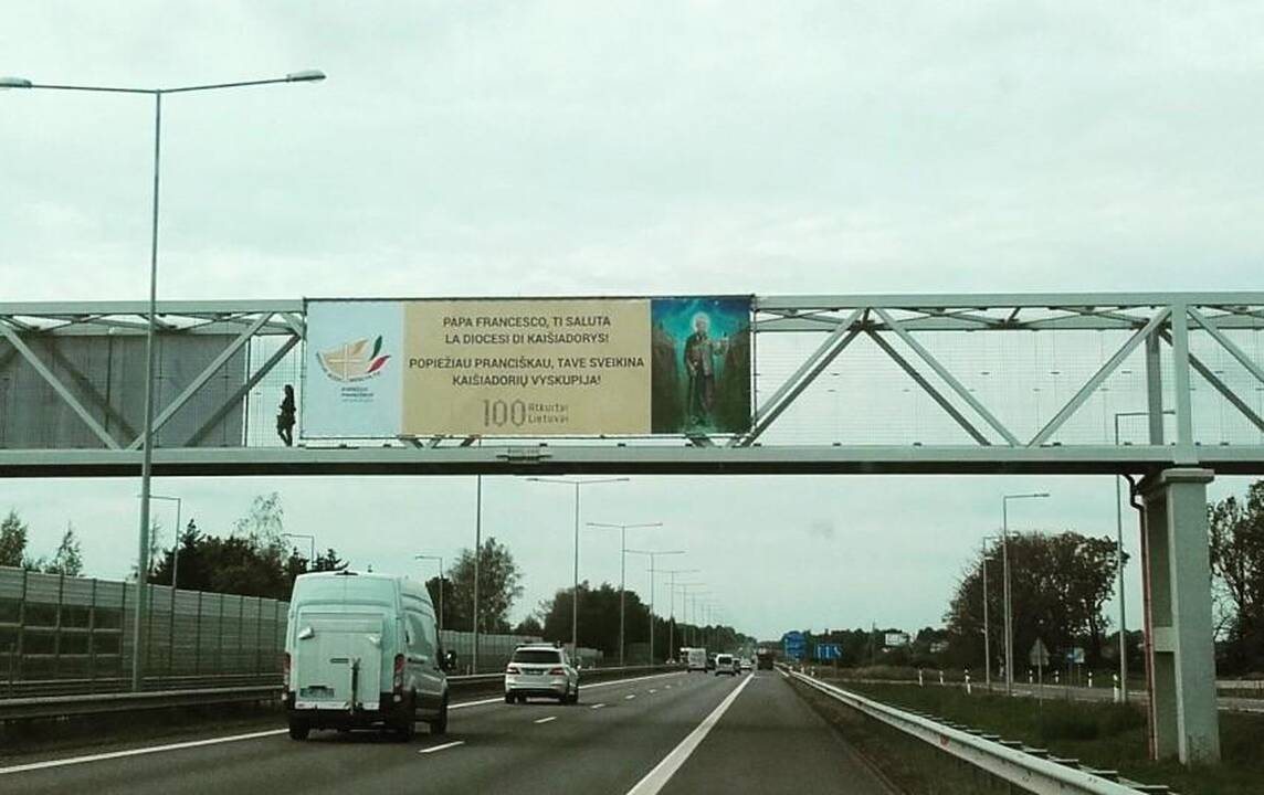 Ir kelininkai rengiasi sutikti popiežių Pranciškų