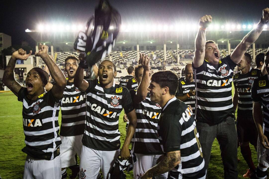 "Corinthians" ekipa užsitikrino šeštąjį Brazilijos futbolo čempionų titulą