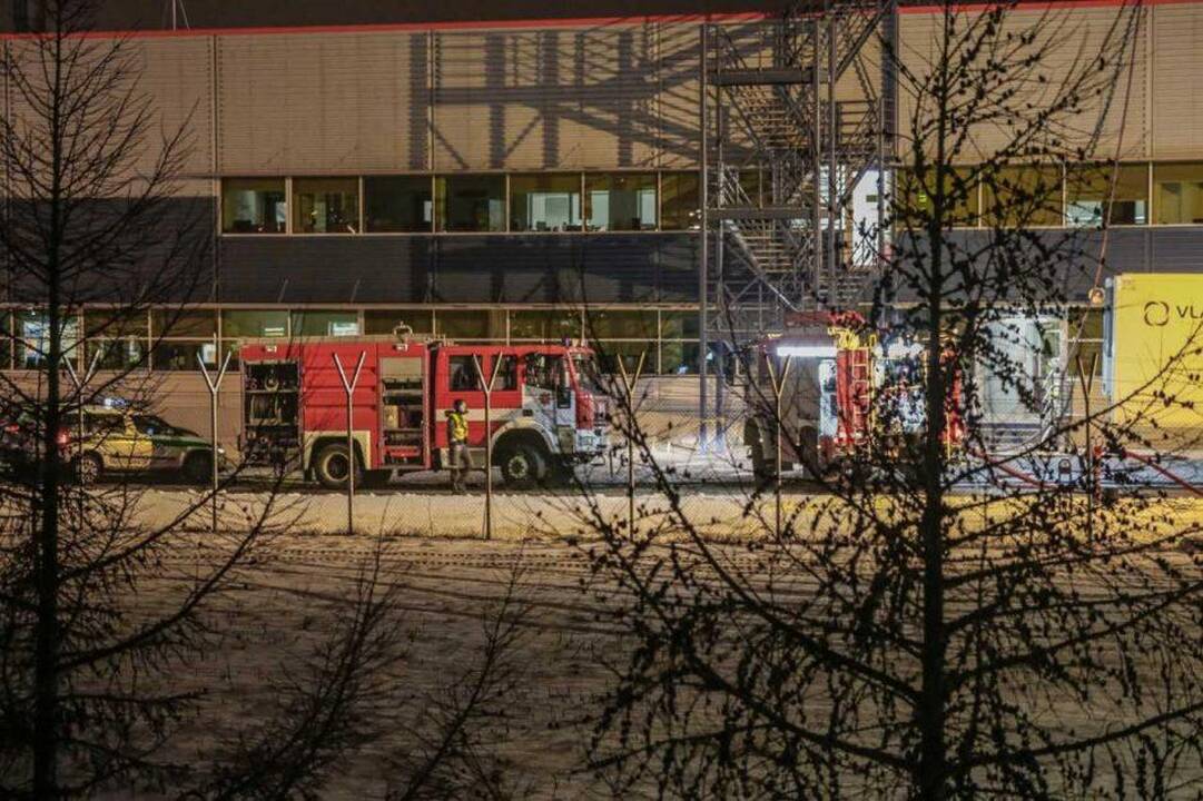Gaisras cigarečių gamykloje „Philip Morris Lietuva“ užgesintas 