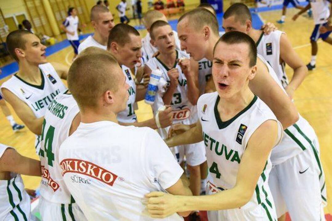 Lietuvos šešiolikmečiai krepšininkai iškopė į Europos pirmenybių ketvirtfinalį