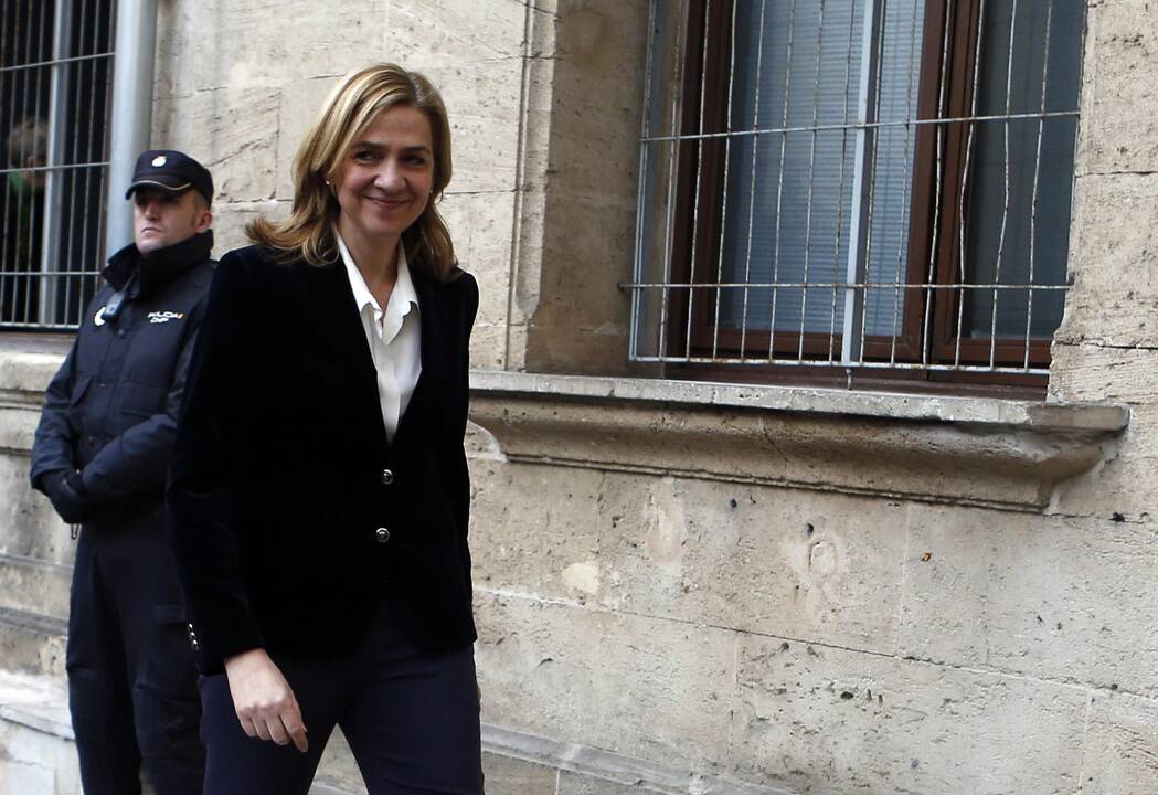 Ispanijos princesė stojo prieš teismą istorinėje byloje dėl sukčiavimo
