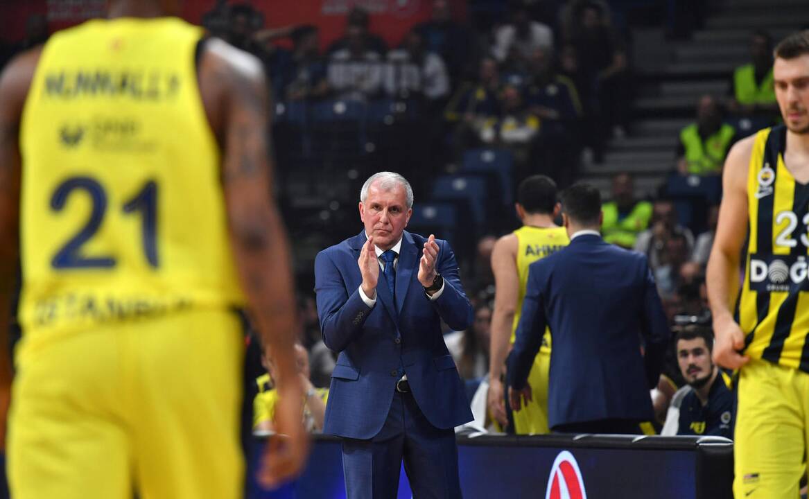 Eurolygos pusfinalis: „Žalgiris“ -  „Fenerbahce“ 67:76