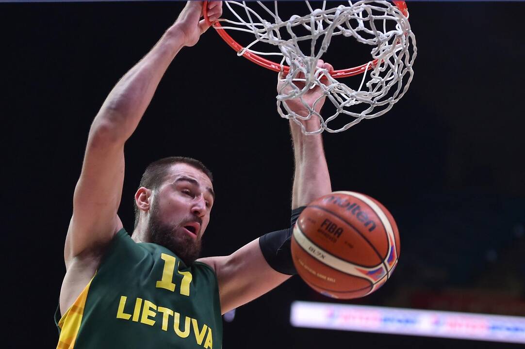 Europos čempionato pusfinalis: Lietuva - Serbija 67:64