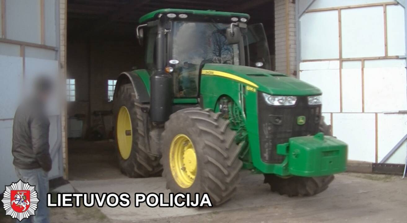 Plungės rajone nesėkmingai bandyta pavogti traktorių