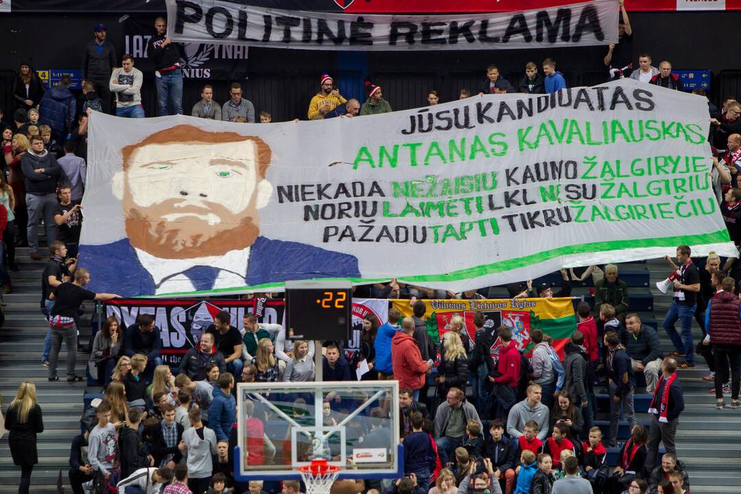 „Žalgiris“ įveikė „Lietuvos rytą“ 74:66