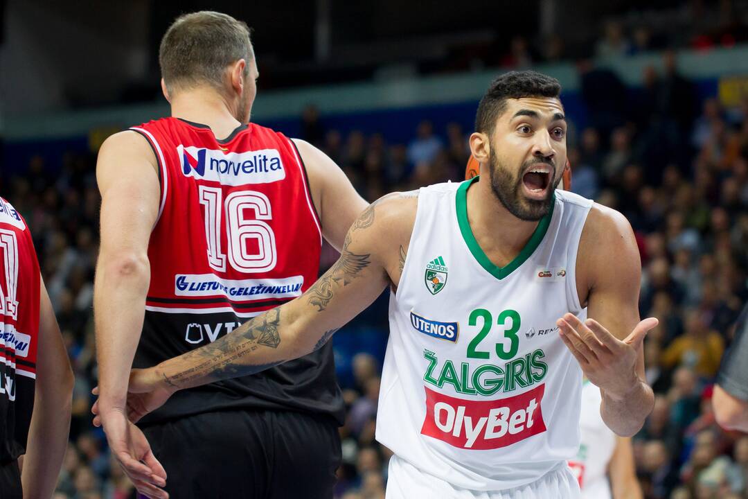 „Žalgiris“ įveikė „Lietuvos rytą“ 74:66