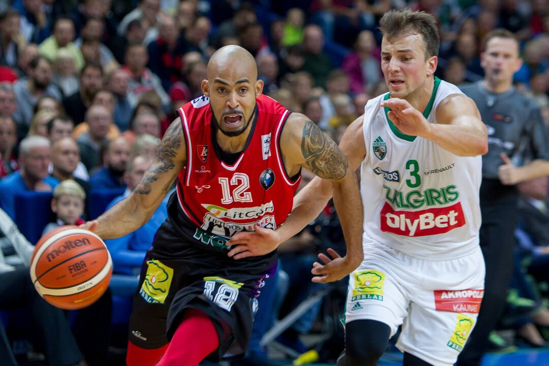 „Žalgiris“ įveikė „Lietuvos rytą“ 74:66