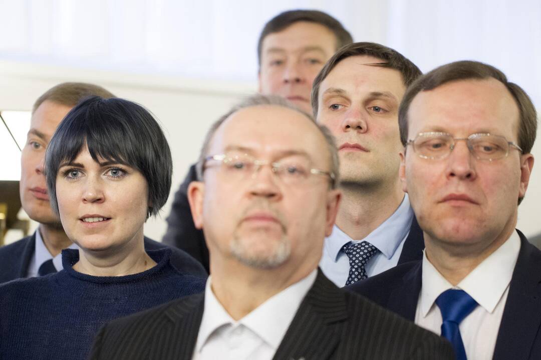 „Valstiečiai“ ir socialdemokratai pasirašė koalicijos sutartį