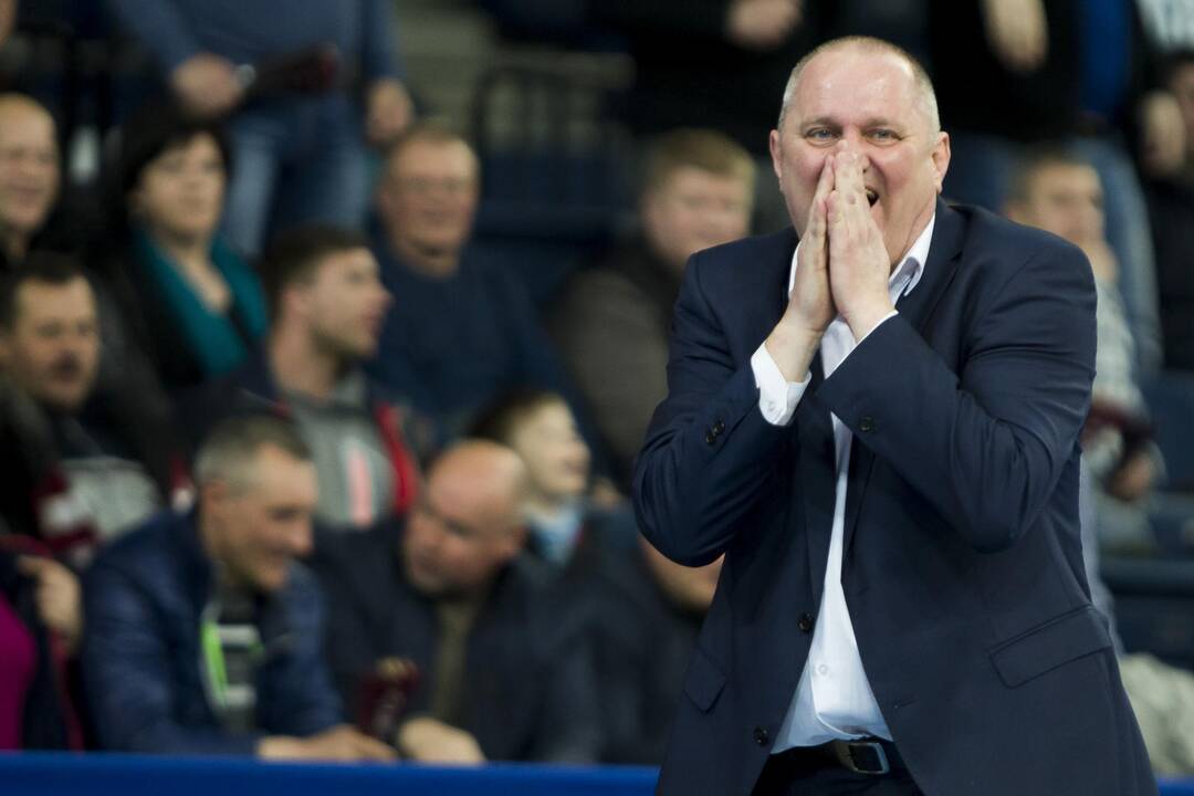 LKL ketvirtfinalis: „Lietkabelis“ - „Vytautas“  77:75