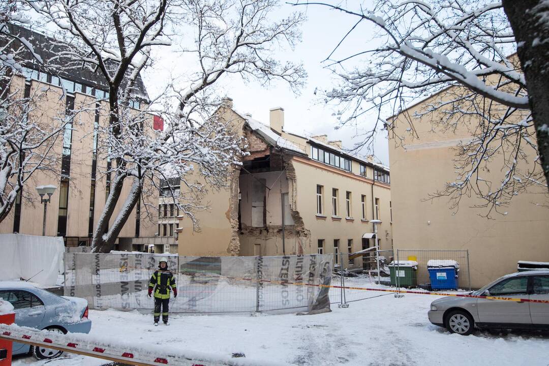 Vilniaus centre įgriuvo pastatas