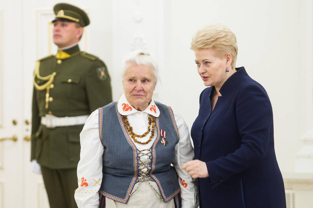 Prezidentė apdovanojo žydų gelbėtojus