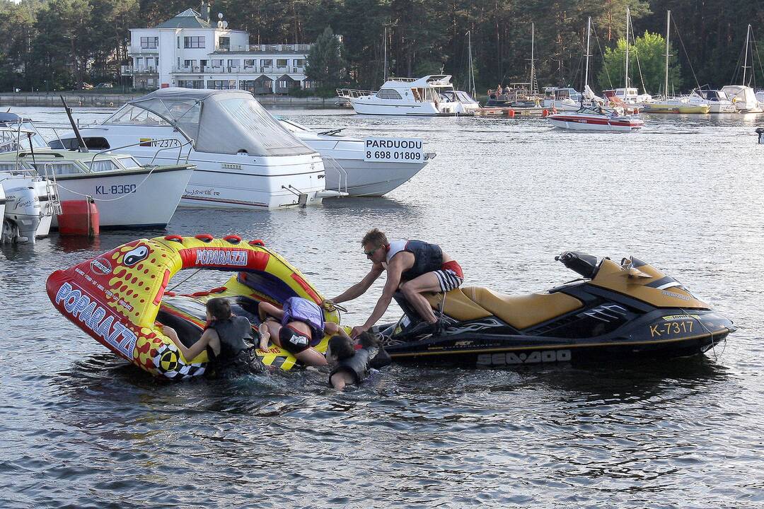 Laivų paradas Kauno mariose