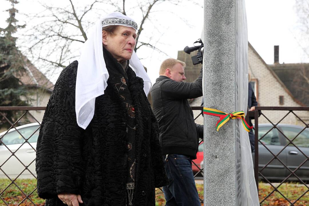 Memorialo žuvusiems karininkams atidengimas