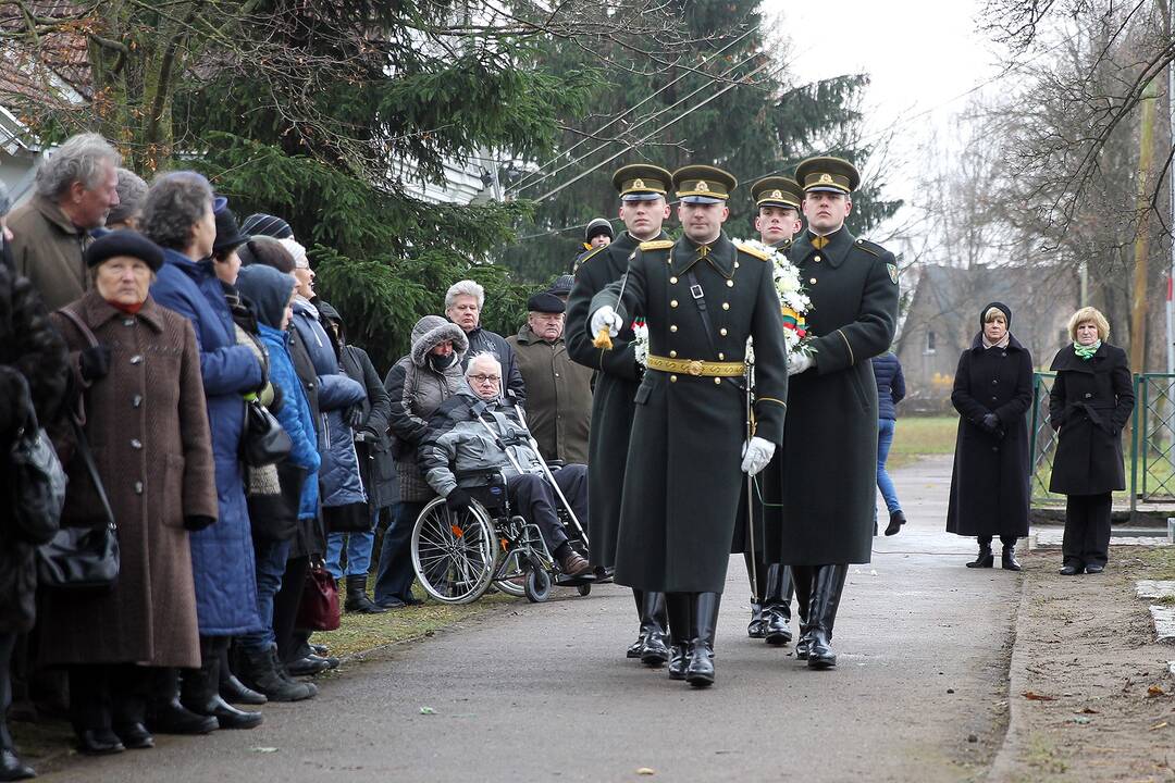 Memorialo žuvusiems karininkams atidengimas