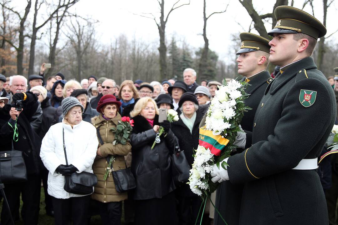 Memorialo žuvusiems karininkams atidengimas