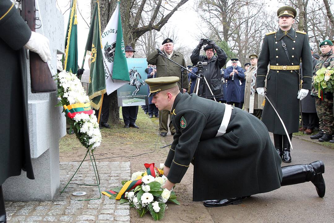 Memorialo žuvusiems karininkams atidengimas