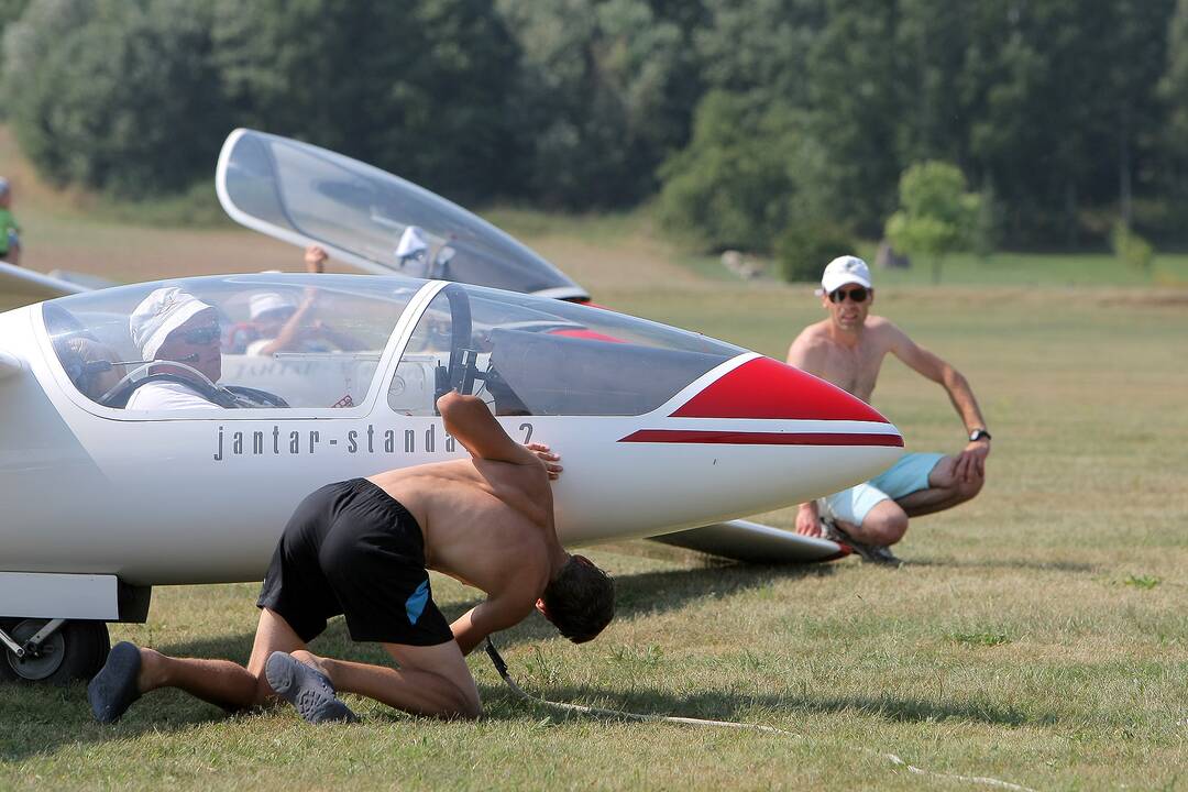 Pasaulio sklandymo čempionatas Pociūnuose (Prienų raj.).