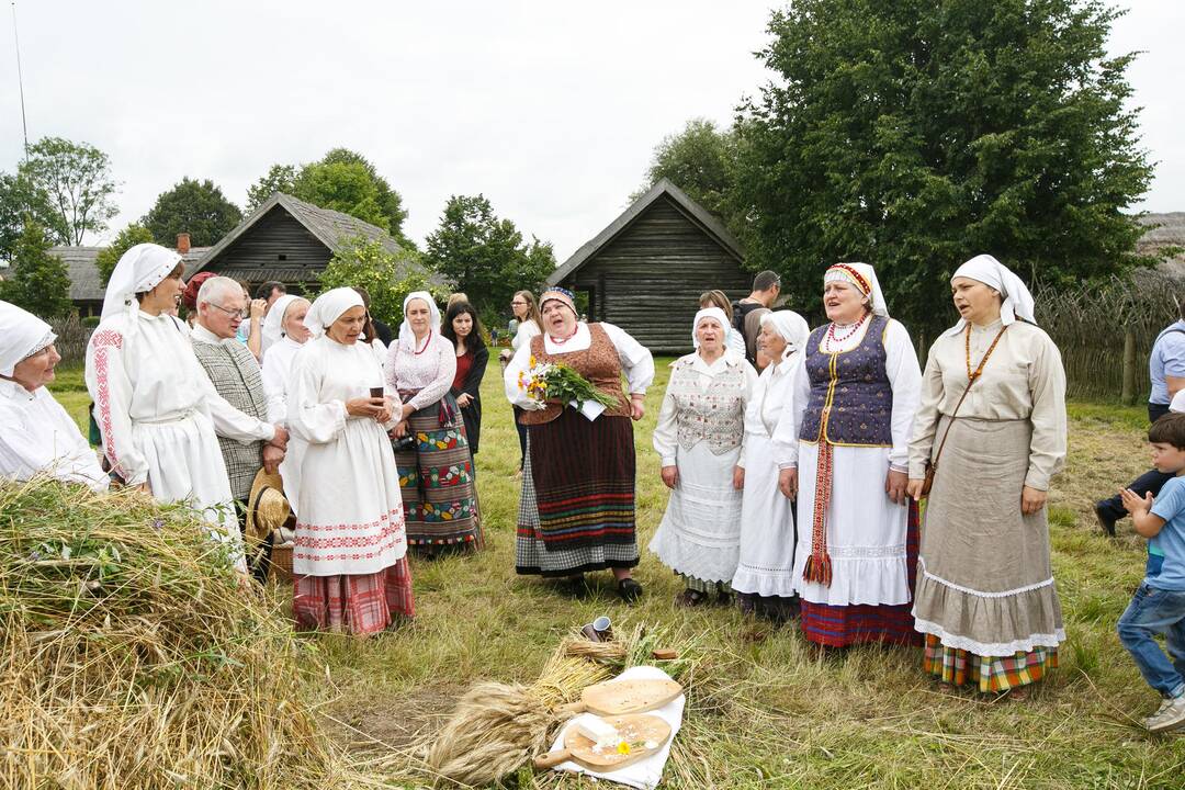 Naujo derliaus ir Onų vardinės Rumšiškėse