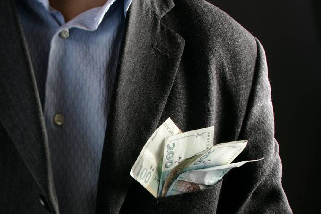 „Versli Lietuva“ turi nutraukti 0,6 mln. Lt sutartį su „Kaleidoscope“