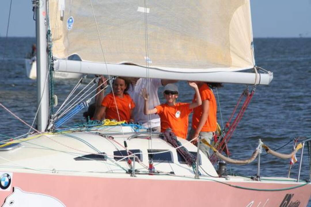 „Kuršių marių" regata: kapitonai sėdo į vaikų jachtas