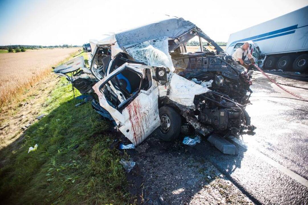 Per savaitę keliuose žuvo septyni žmonės 