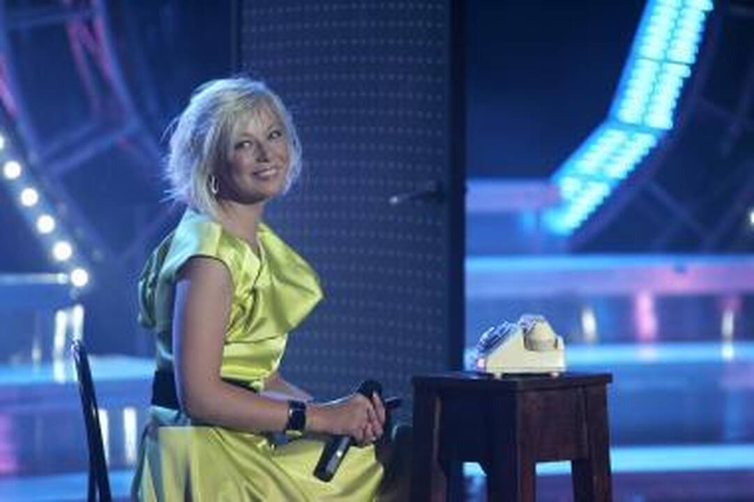 Kovotoja Mia pristato naują albumą “Stiklo namai” 