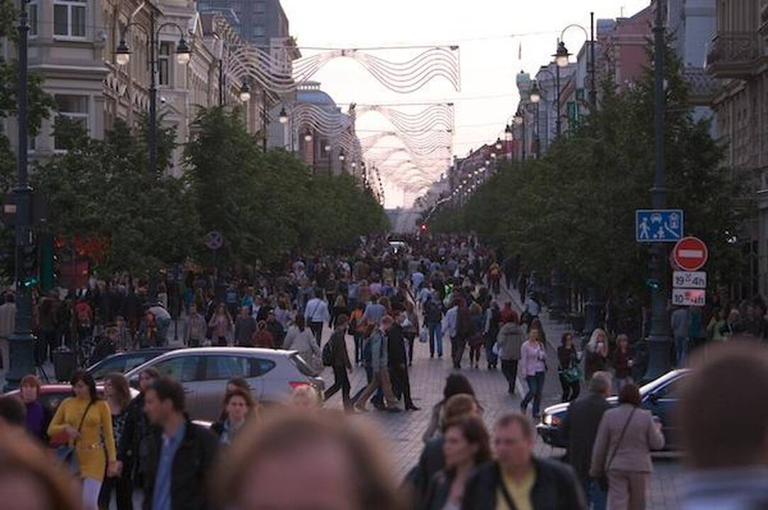 „Tebūnie naktis!” savanoriai susivienijo