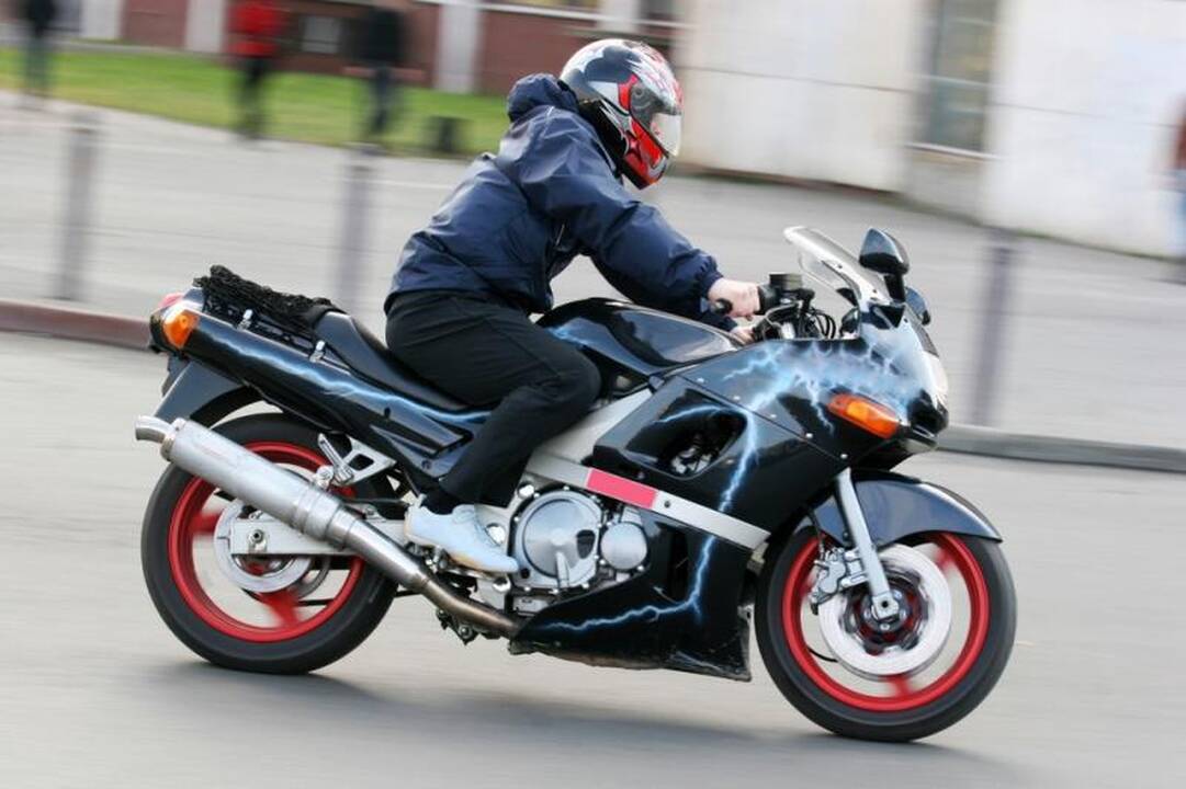 Vietoj striptizo ir alaus - baikerių atlaidai