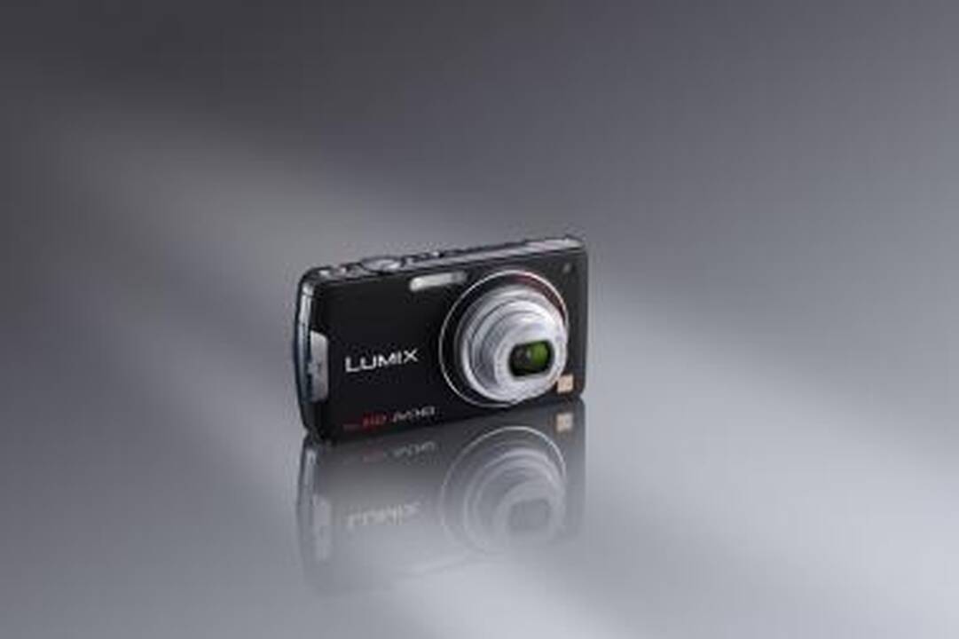 „Panasonic“ LUMIX FT ir FX serijų fotoaparatai