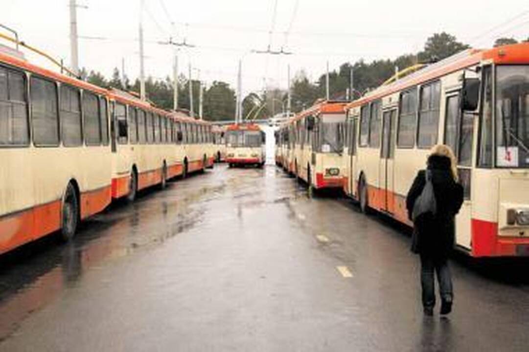Viešojo transporto bilietas Vilniuje kainuos 2 litus