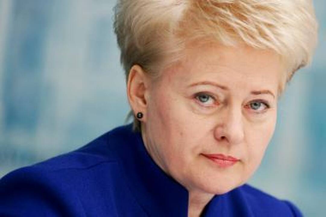 Prezidentė žada trečiadienį su A.Valantinu aptarti jo galimybes dirbti toliau