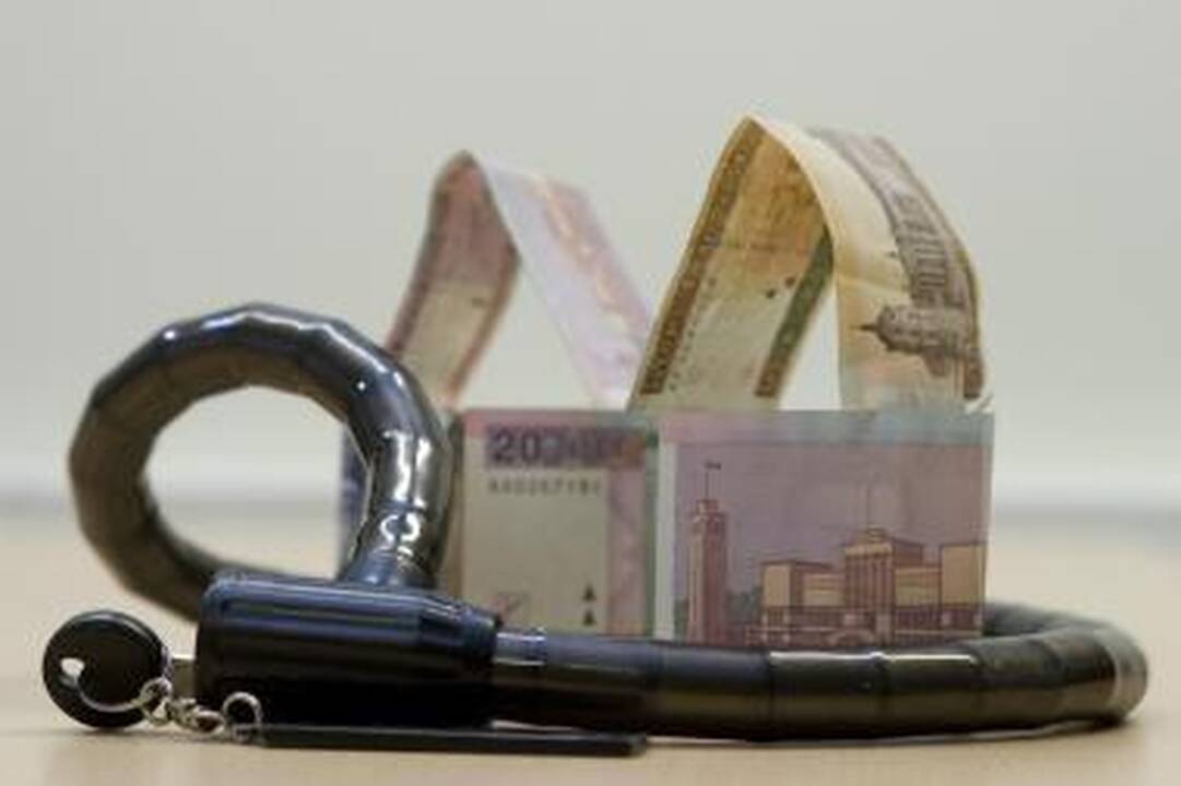 Namų ūkių finansinis turtas per metus sumažėjo 3 proc.