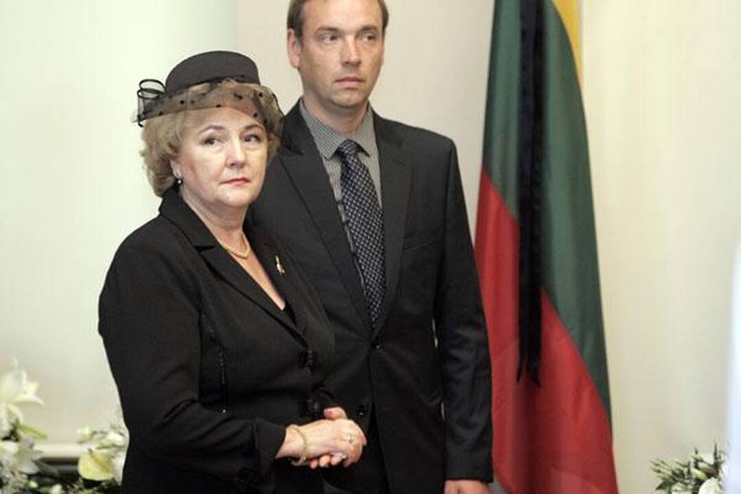 Vyriausybė vis atidėlioja rentos K.Brazauskienei klausimą