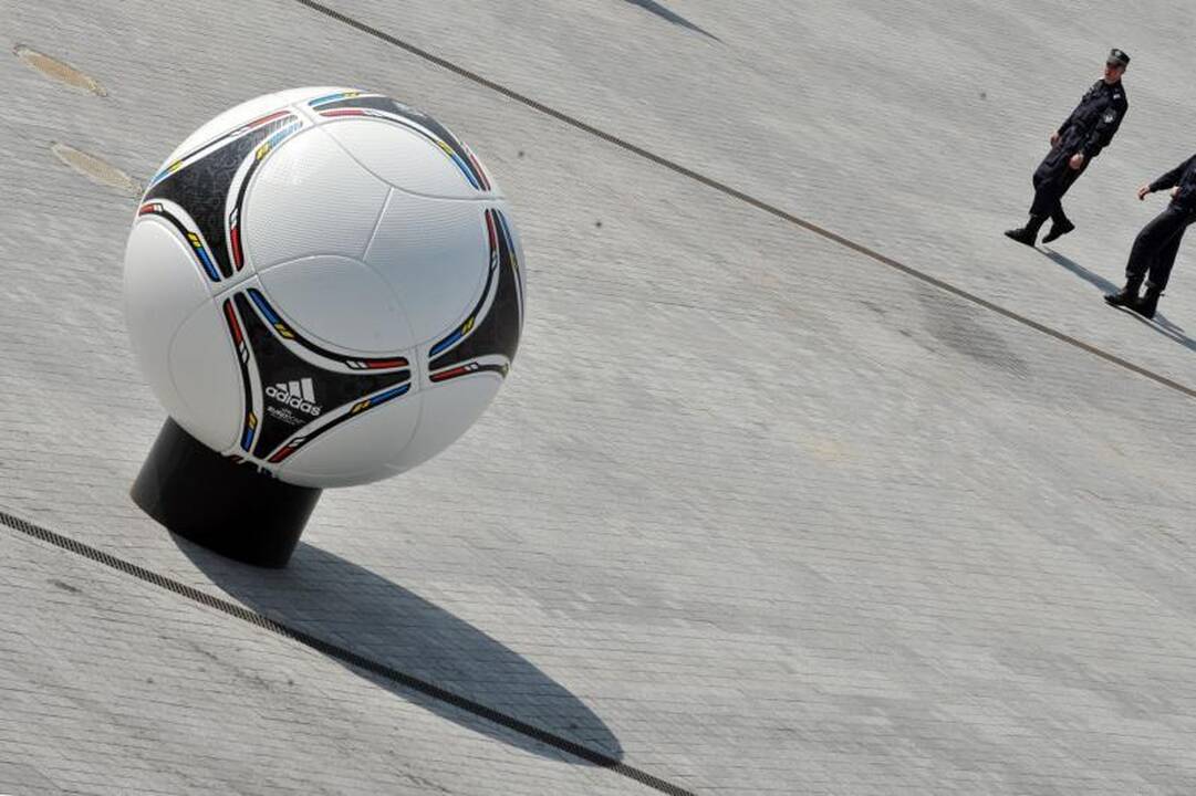 Ukraina smerkia „destruktyvų“ Europos futbolo čempionato boikotą