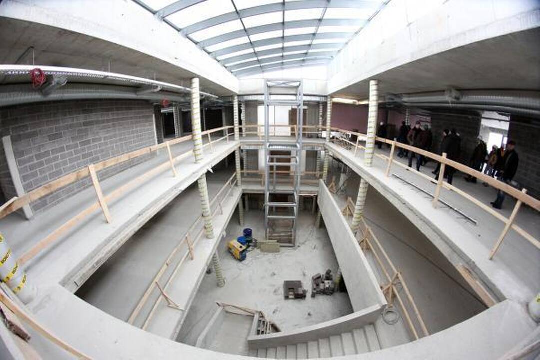 Statomą Vilniaus Balsių mokyklą apžiūrėjo būsimi jos auklėtiniai