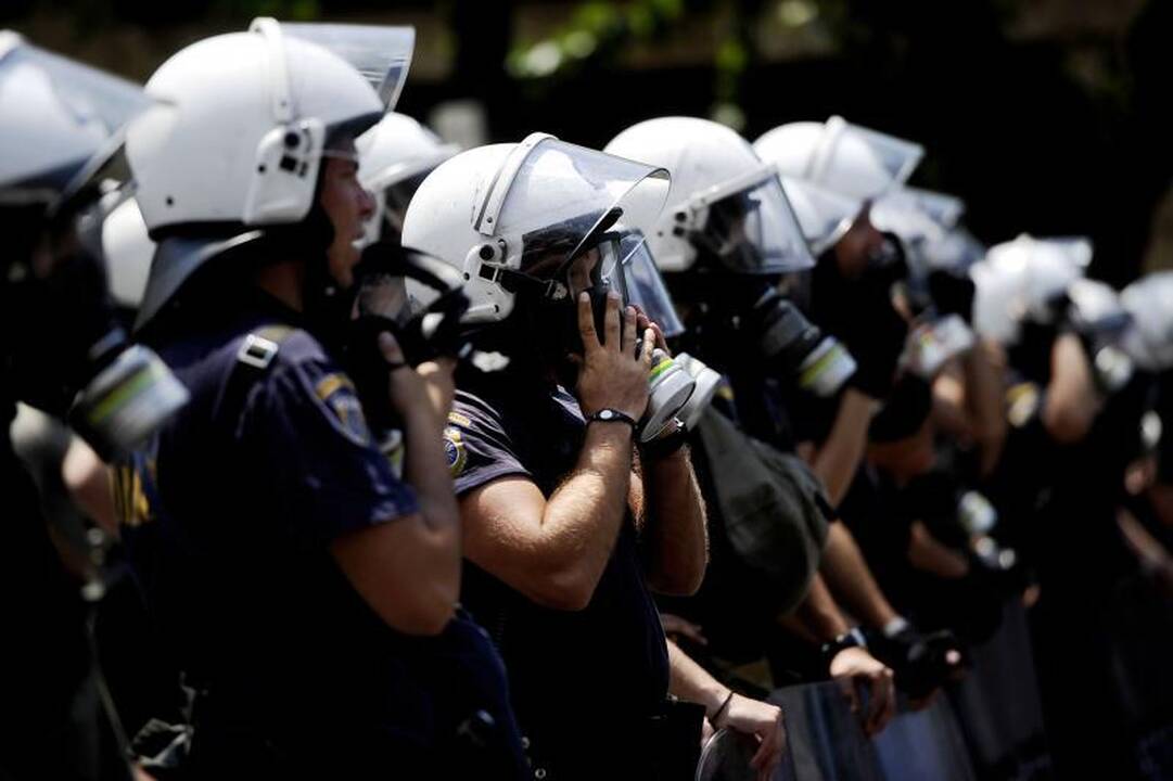 Atėnuose policija prieš protestuotojus panaudojo ašarines dujas (atnaujinta)