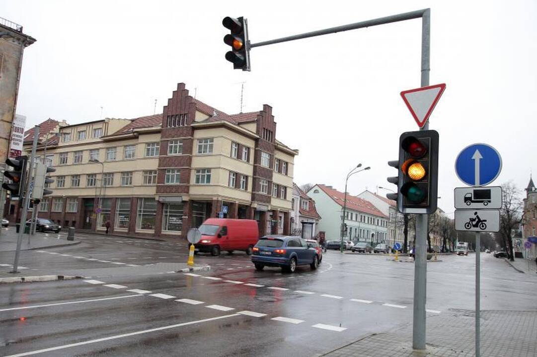 Pakeisti senus šviesoforus naujais Klaipėdos valdžia neturi lėšų