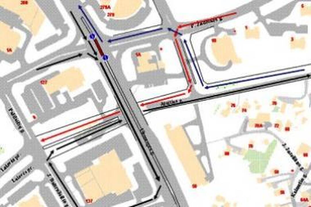 Keičiasi eismas Ukmergės ir P. Žadeikos gatvių sankryžoje