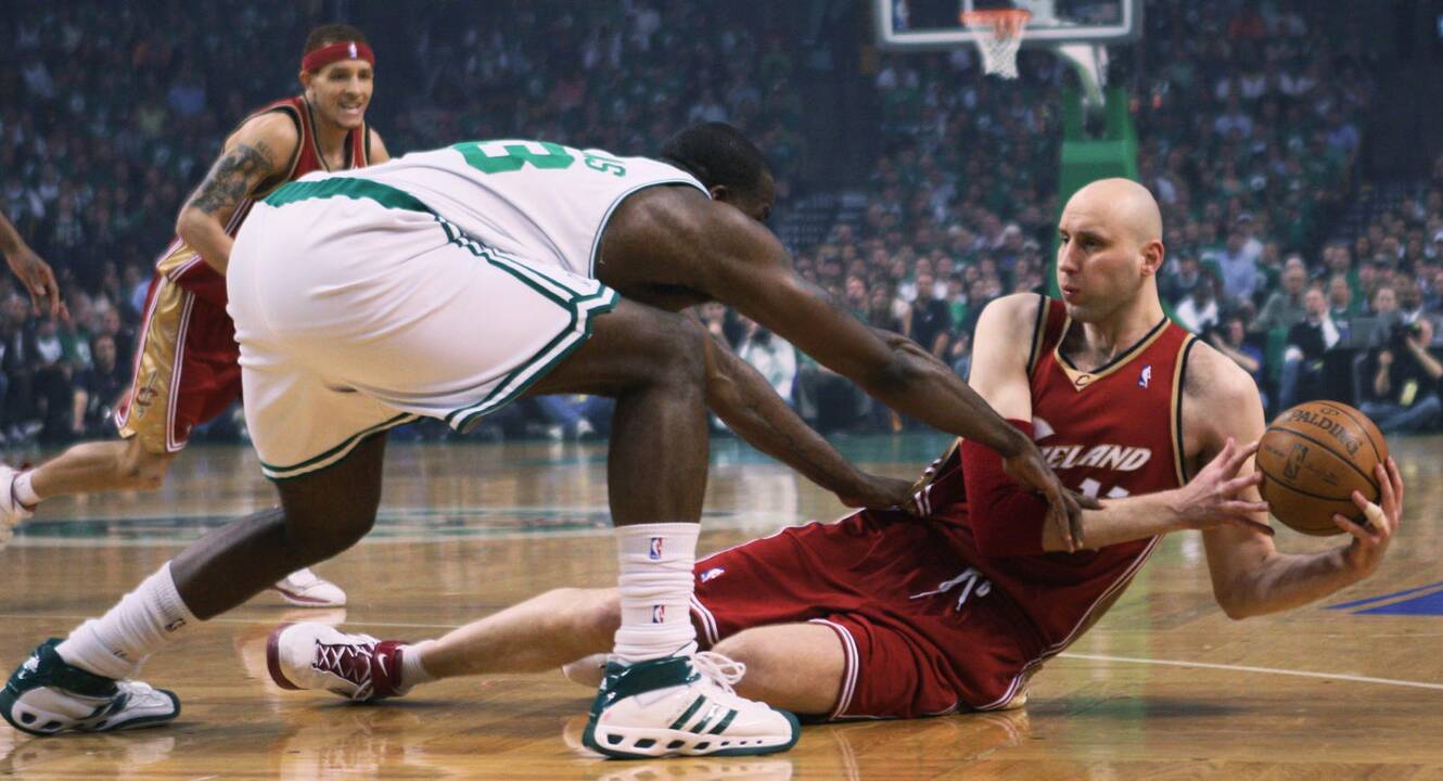 „Cavaliers“ pratęsė pergalių seriją