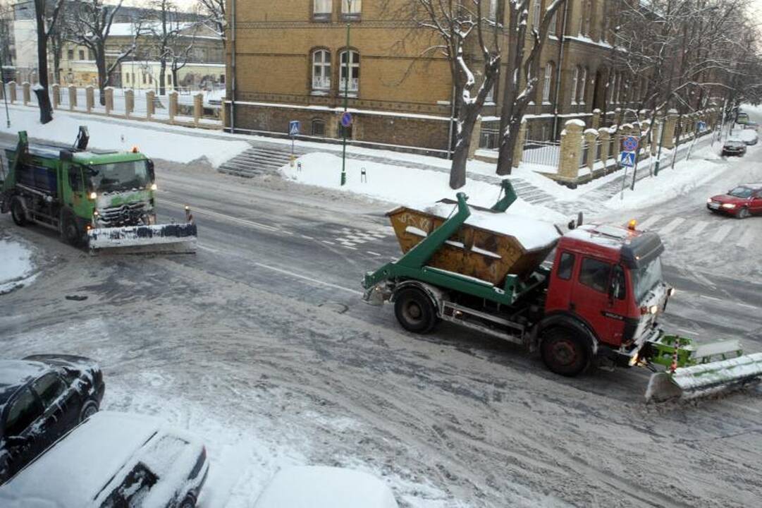 Klaipėdoje iškrito pavojingas sniego kiekis