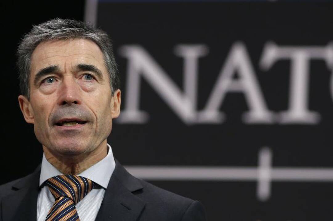 NATO vadovas siūlo liautis mažinus išlaidas gynybai